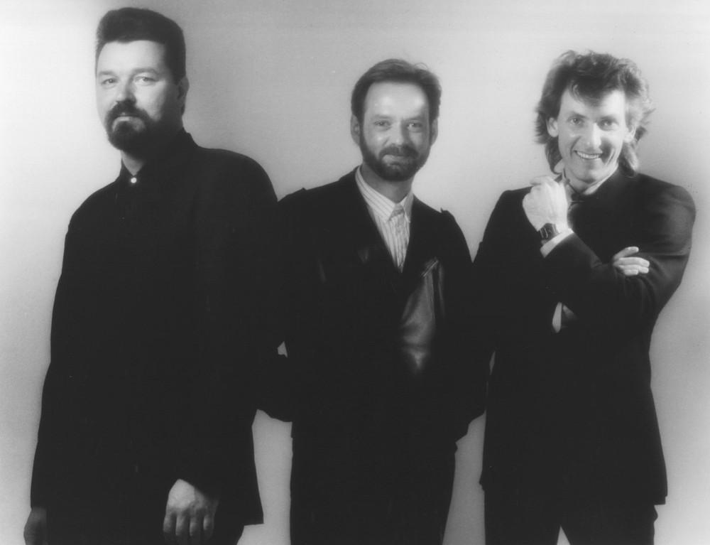 Omar and The Howlers