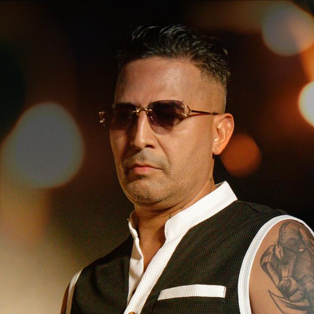 Charlie Cruz