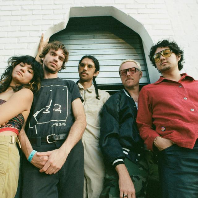 Alex & The Moondaze