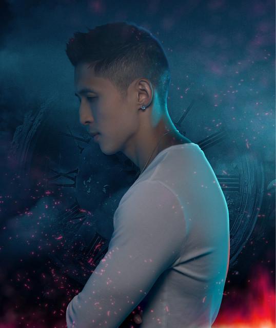 Stevie Hoang