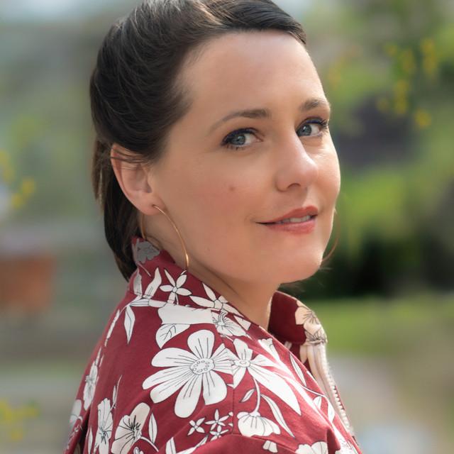 Julie Maria