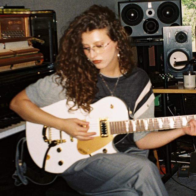 Lindsey Lomis