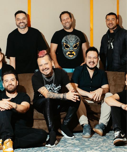 Los Ajenos