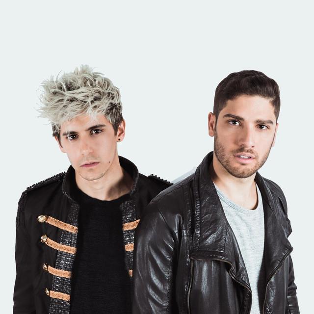 Paris & Simo