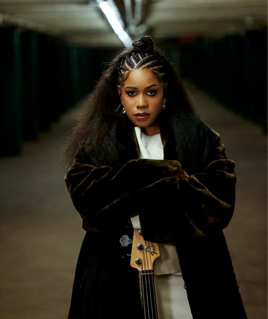 Aneesa Strings