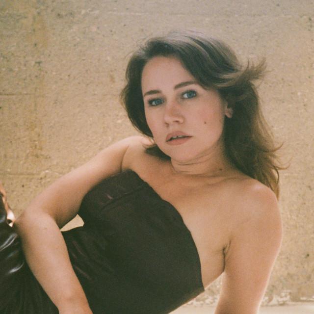 Laura Carbone