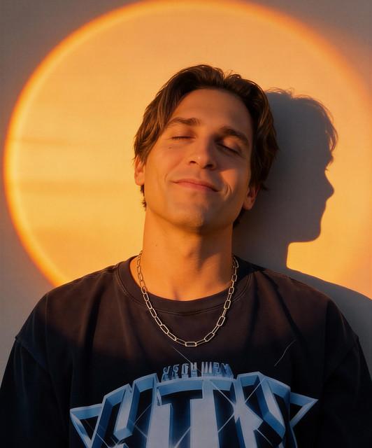 Chris Valencia