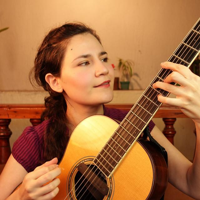 Mercedes Escobar