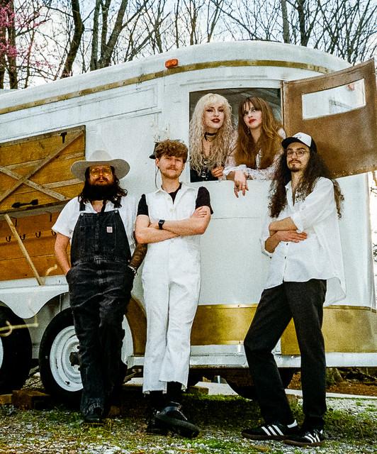 Rae and the Ragdolls