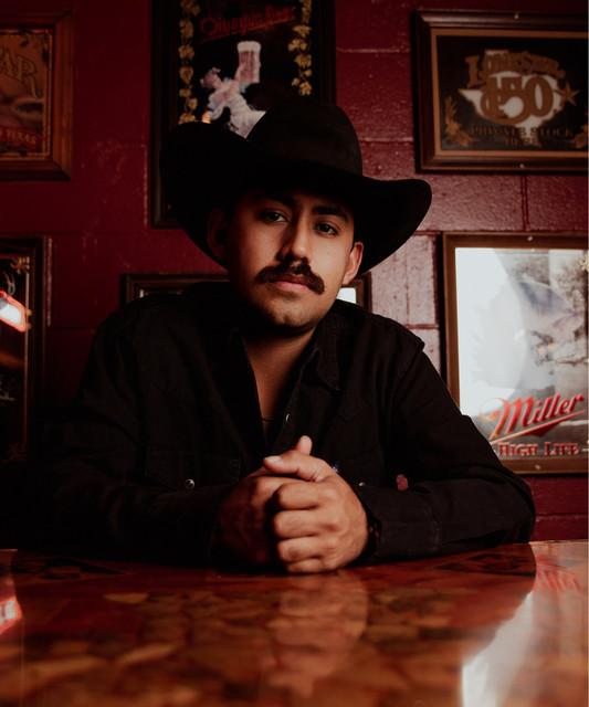 Dustin de la Garza