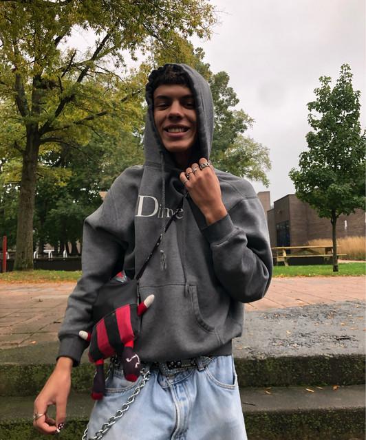 1spxce