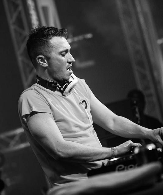 DJ D