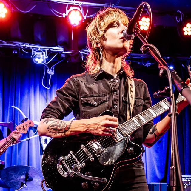 Sarah Shook & the Disarmers