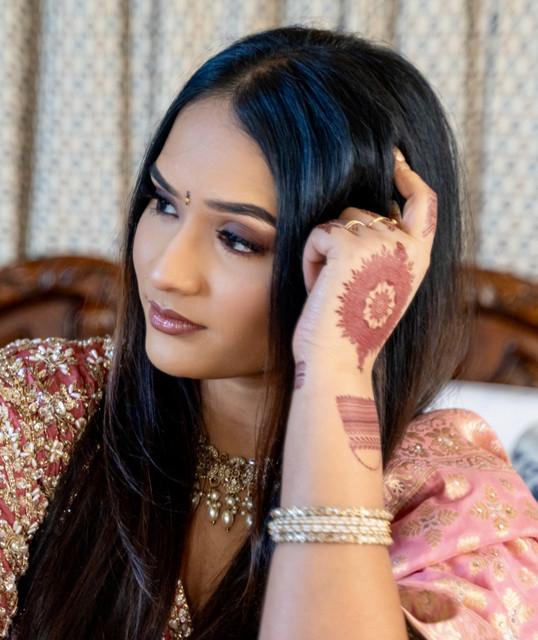 Saloni
