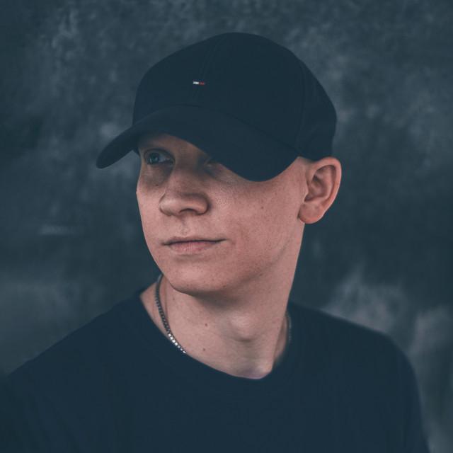Dan Bond