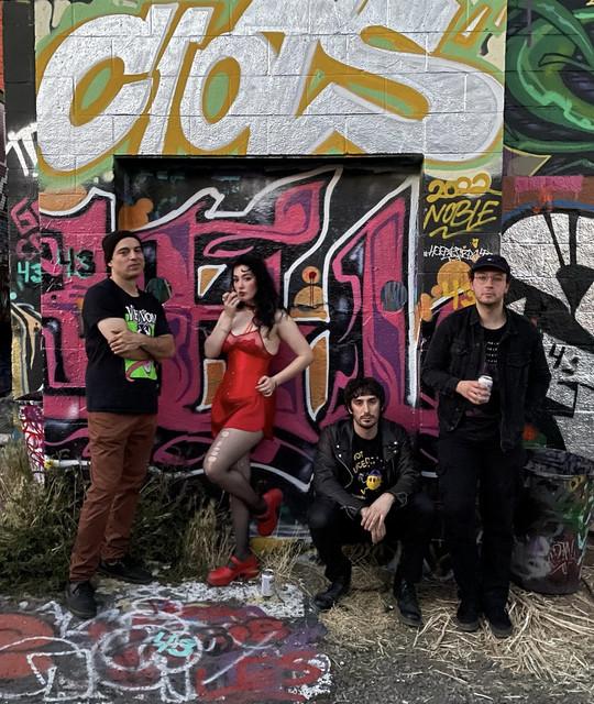 Fauxes