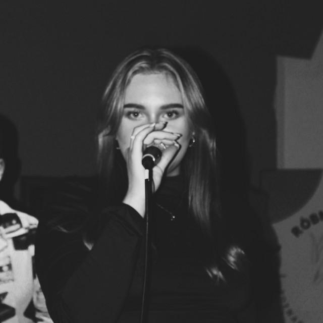 Lia