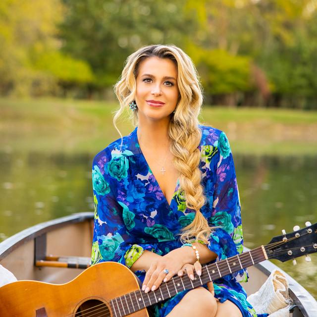 Ana Cristina Cash