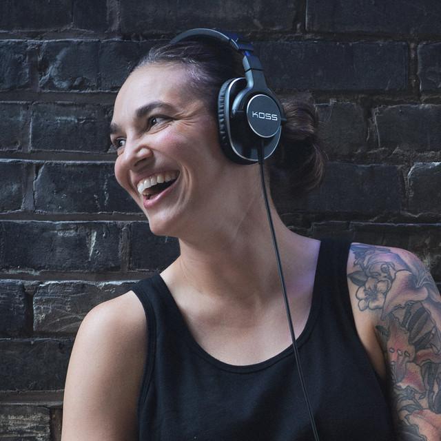 DJ Shawna