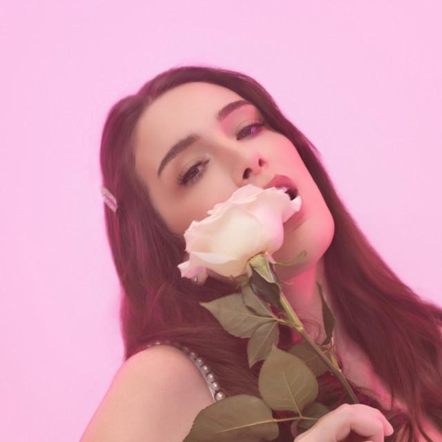 Rose white