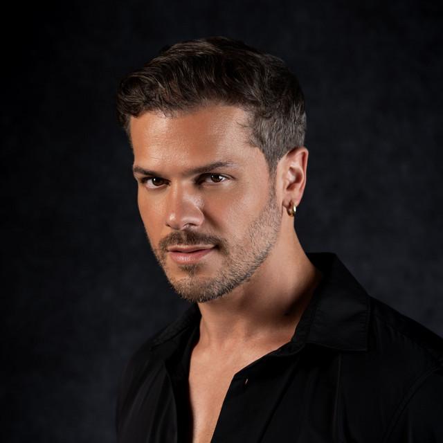 Mickael Carreira