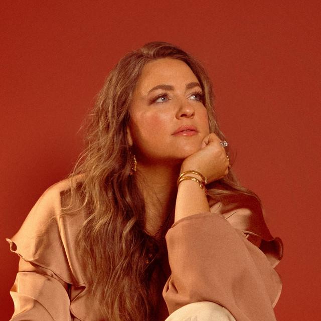 Leanna Crawford