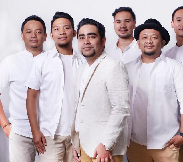 Abdul & The Coffee Theory