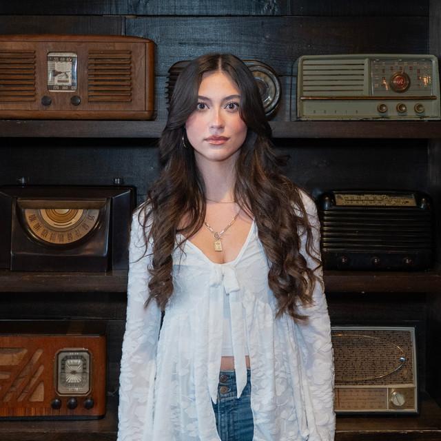 Julia Golden
