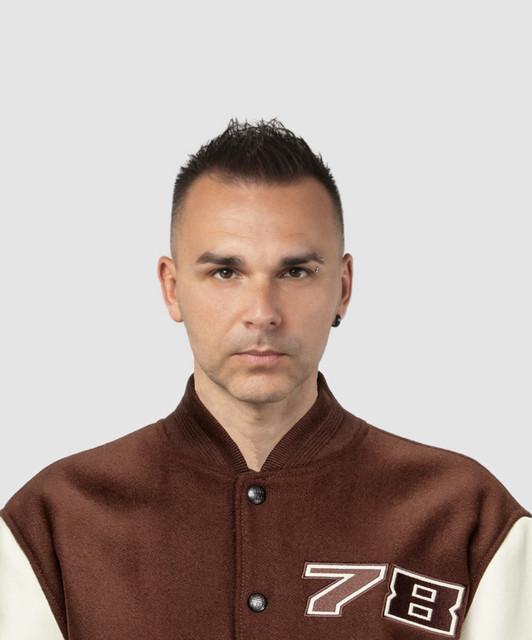 T78