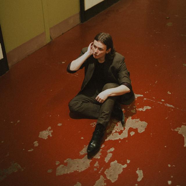 Declan Welsh and The Decadent West