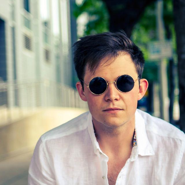 Havins