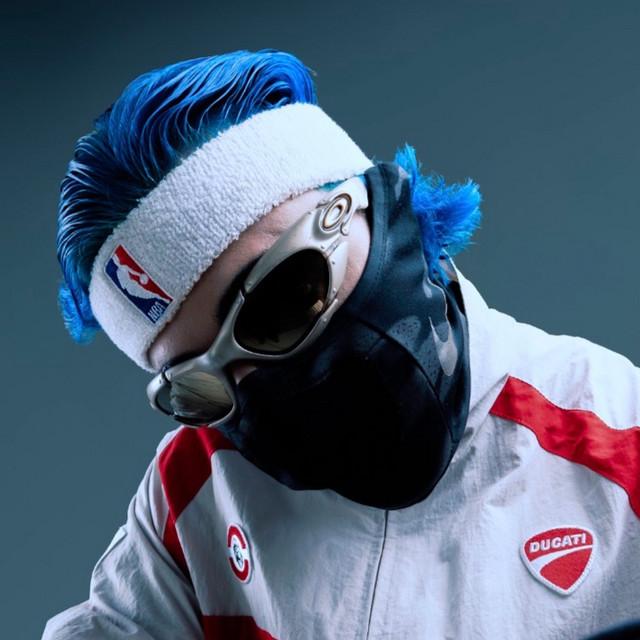 DJ LOW