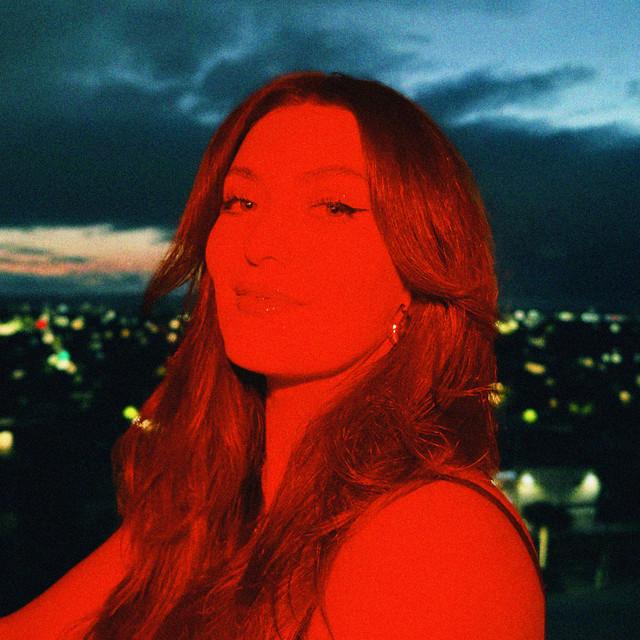 Janine, Felix Ames