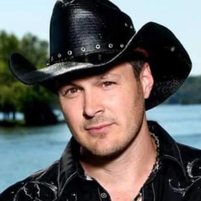 Chas Collins