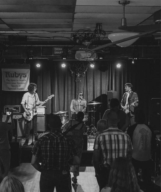 Alternative Radio