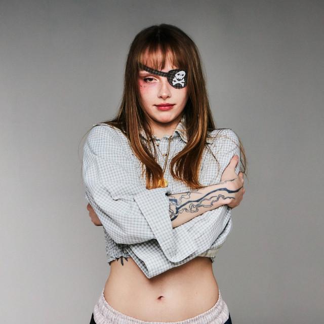 Laura sad