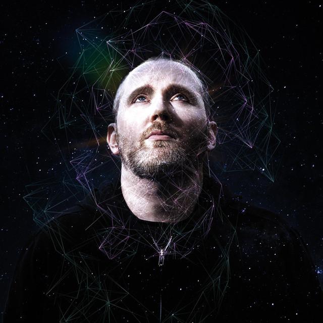 Simon Collins
