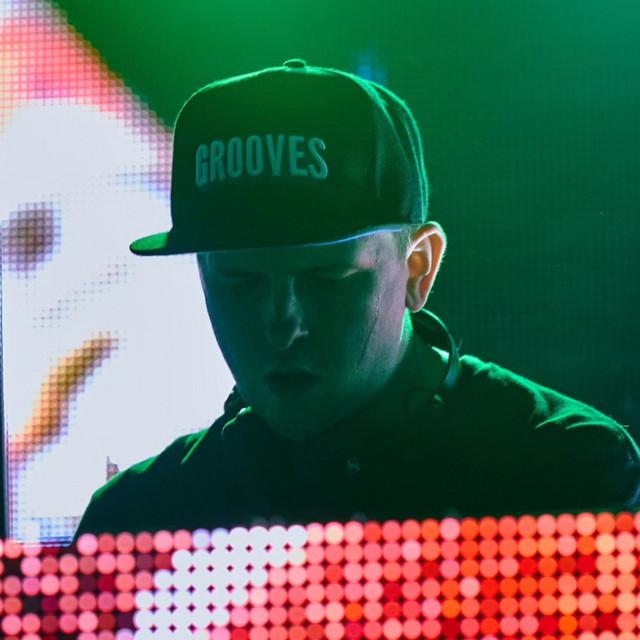 Danny Grooves