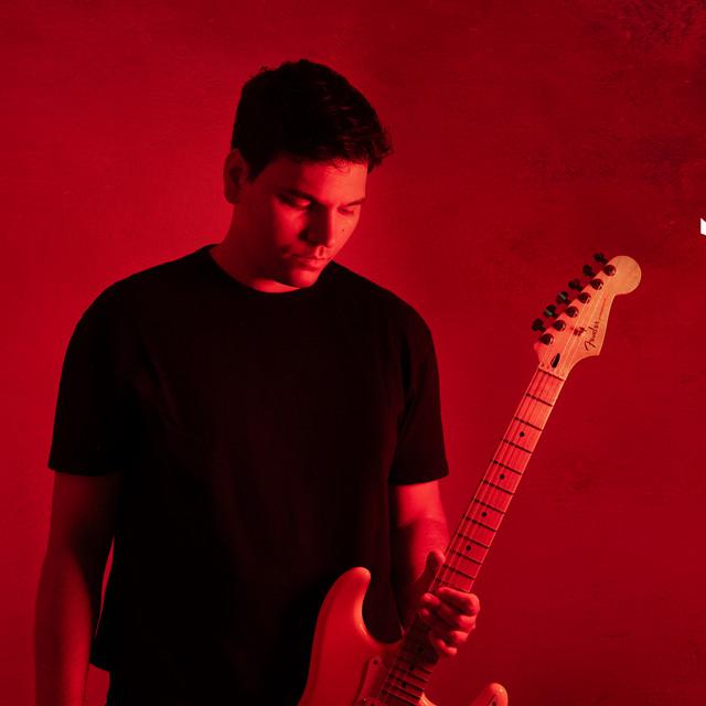 Zé Vargas