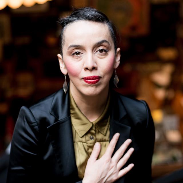 Edna Vazquez