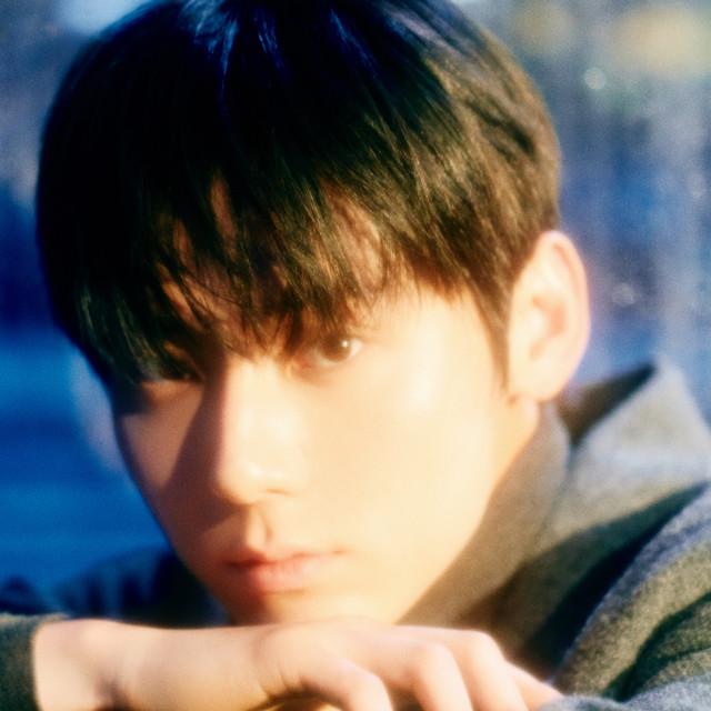 HWANG MIN HYUN