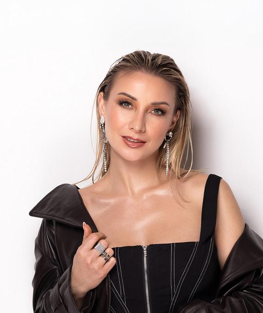 Anna-Carina Woitschack