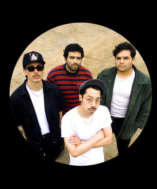 Los Shadows