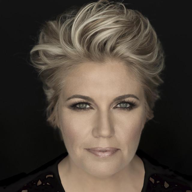 Melinda Schneider