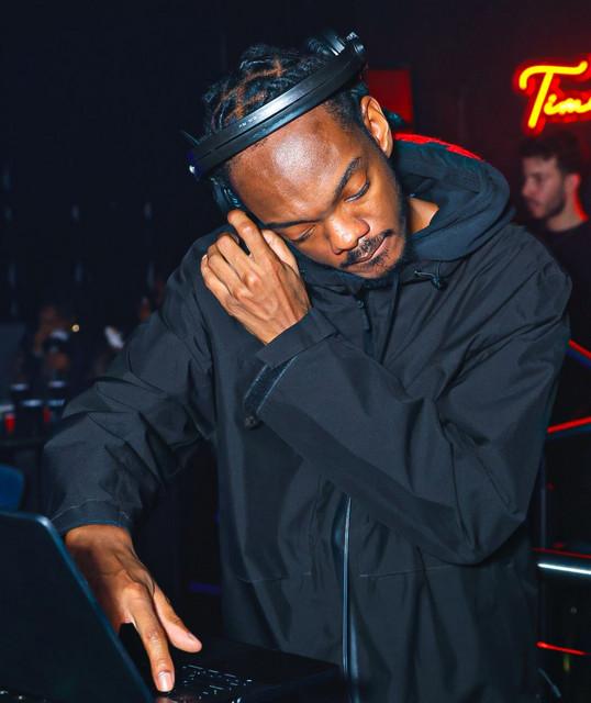 DJ Vibes