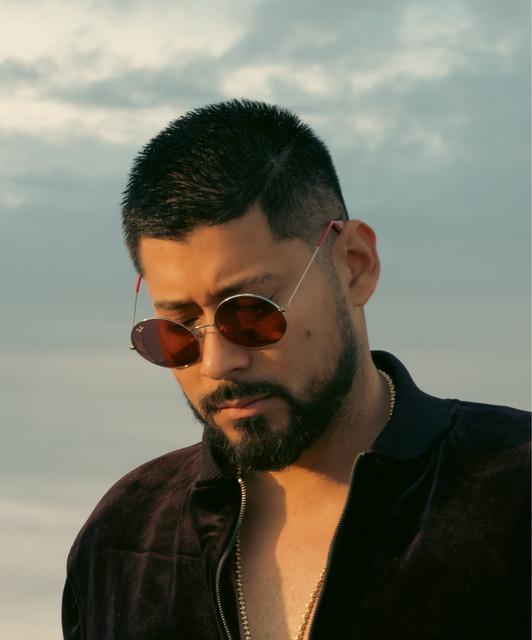 Lowe Leon
