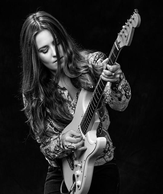 Angela Petrilli & The Players
