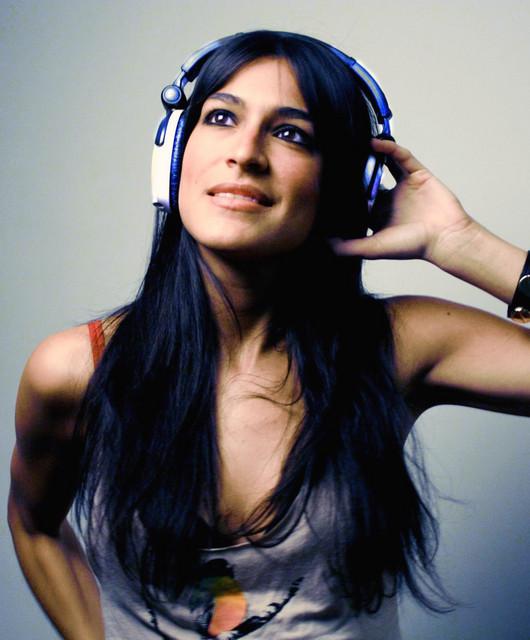Dj Theresa