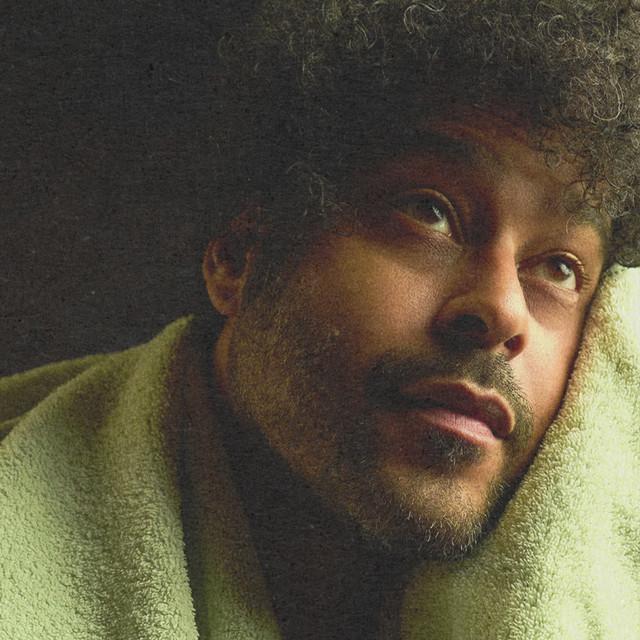 Twin Shadow