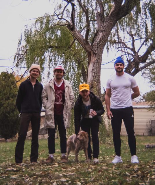 Strange Familia